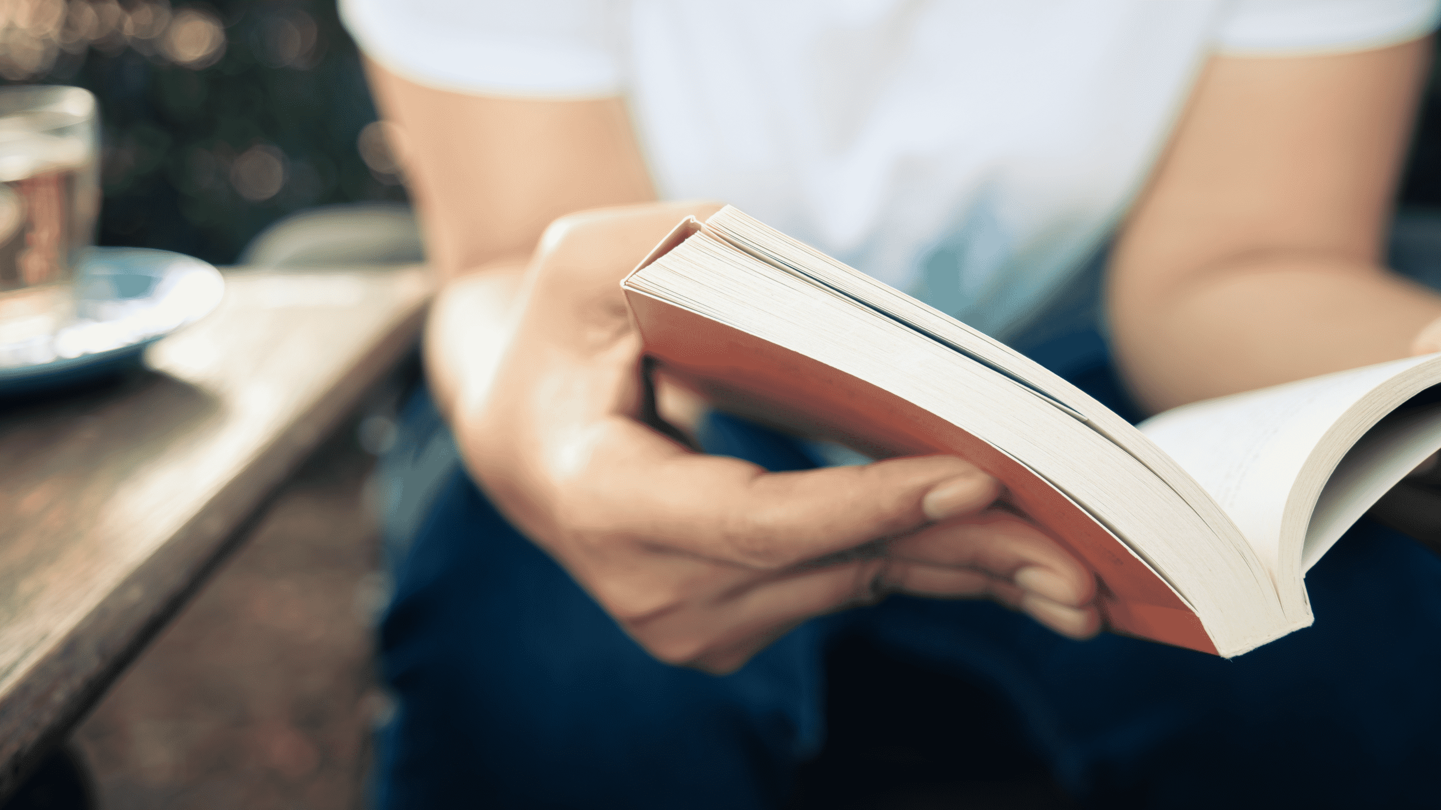 What are the mental health benefits of reading